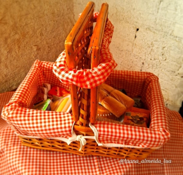 Cesta "Bom dia piquenique " vermelho ou verde
